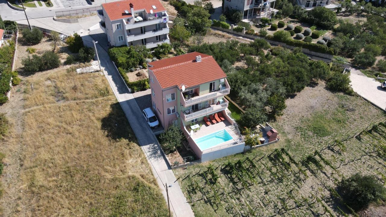 Apartment M&M With Private Pool Kučine Exterior foto